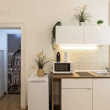 Vatican 2 Minuti Da Citta Del Vaticano Apartment *